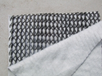 300g透水土工布生产